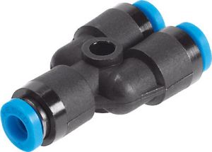 Raccordo a innesto a Y - 4 mm. -